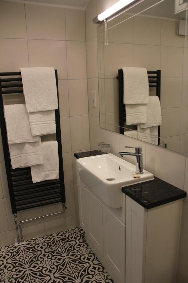 קאמברידג' Centennial Hotel מראה חיצוני תמונה